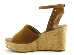 NeroGiardini E307663D 326 Velours Tabacco - Nu-pieds Compense Marron 11 NeroGiardini E307663D 326 Velours Tabacco - Nu-pieds Compense Marron -Marco Tozzi Shop cd24607c73b9e66c561f35ea11d5d5ef img 7151.jpg 180068