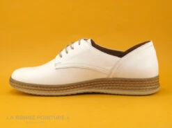 Karyoka MAGIC Blanc - Chaussure Derbi Femme 11 Karyoka MAGIC Blanc - Chaussure Derbi Femme -Marco Tozzi Shop cd24607c73b9e66c561f35ea11d5d5ef img 9232.jpg 170586